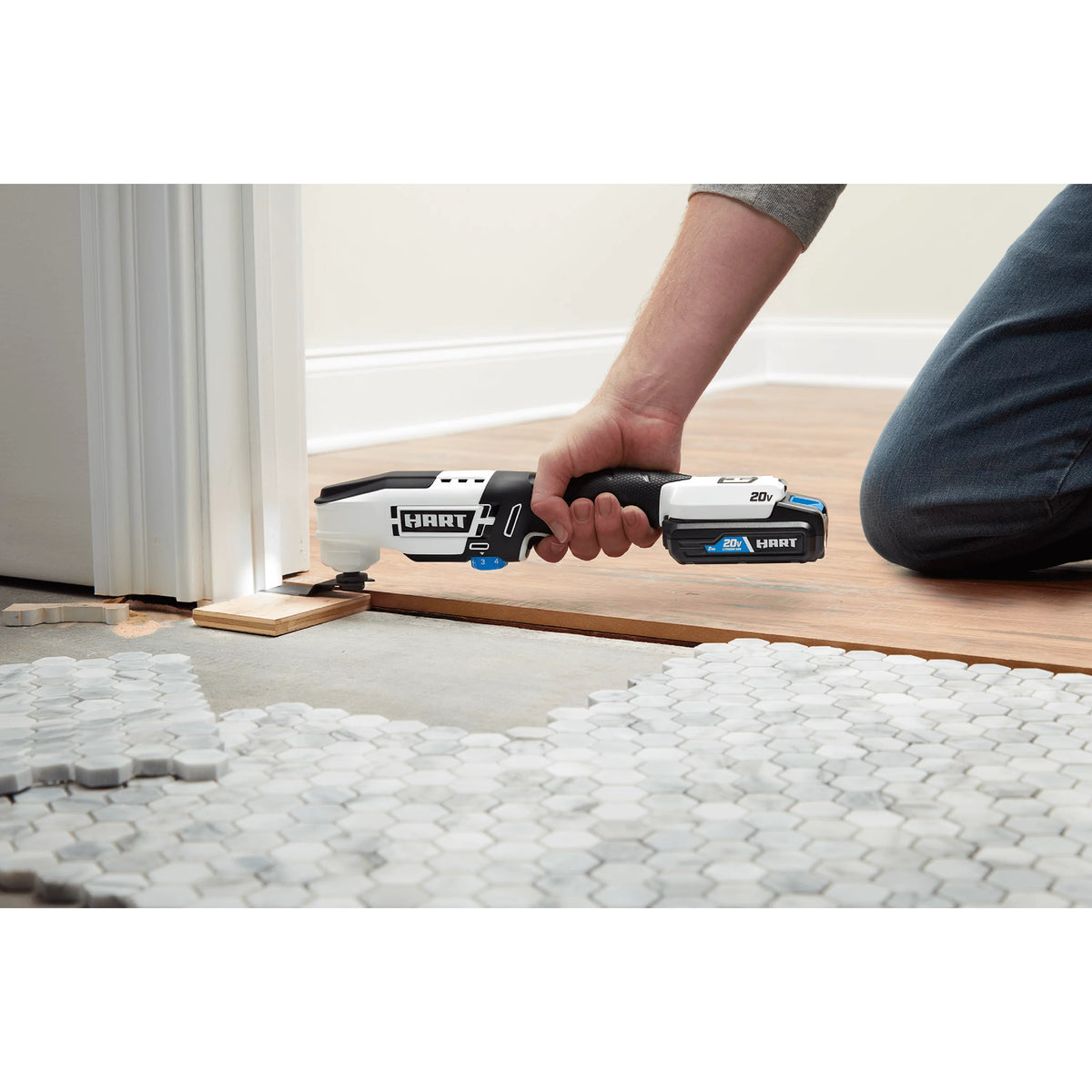 Cordless Oscillating Multi-Tool with Accessories I3401