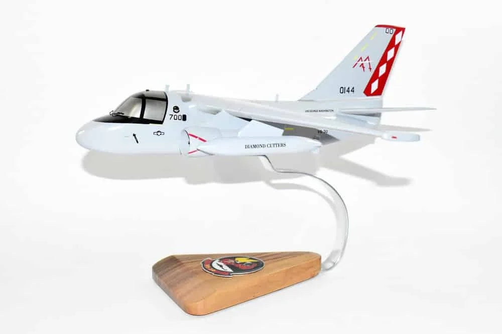 1/46th Mahogany Model Y23586