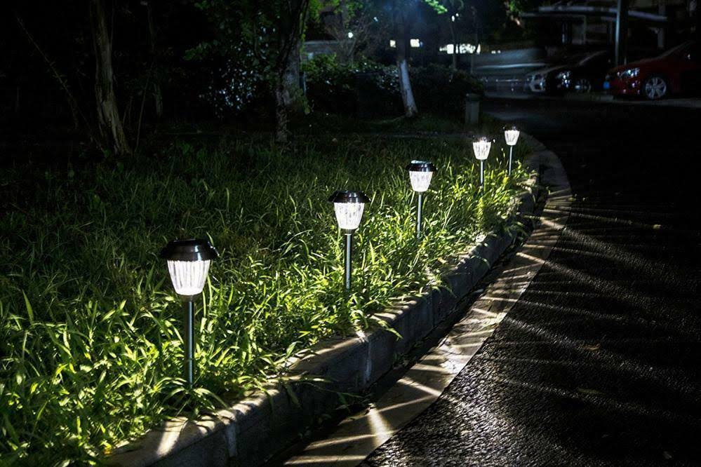 Solar LED Outdoor Lights 8-Pack Stainless Steel Pathway W2920